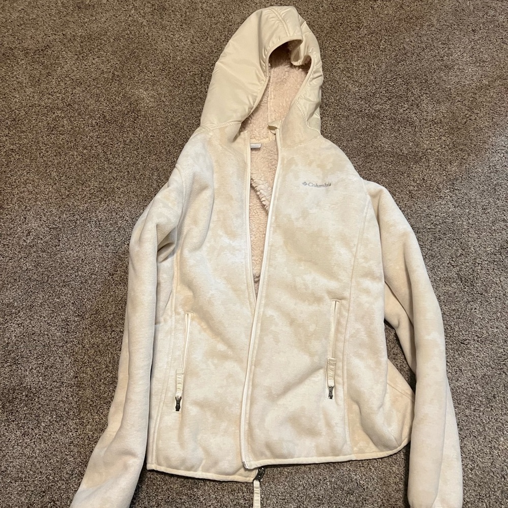 Cream and white Columbia soft jacket